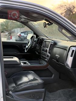 GMC Sierra